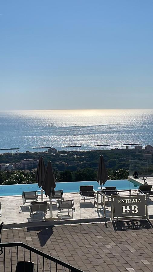 Hotel Bellavista Порто-Сан-Джорджо Экстерьер фото